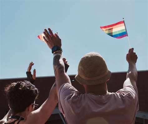 incontri siena gay|Chatta e fissa appuntamenti con uomini gay, bisessuali,